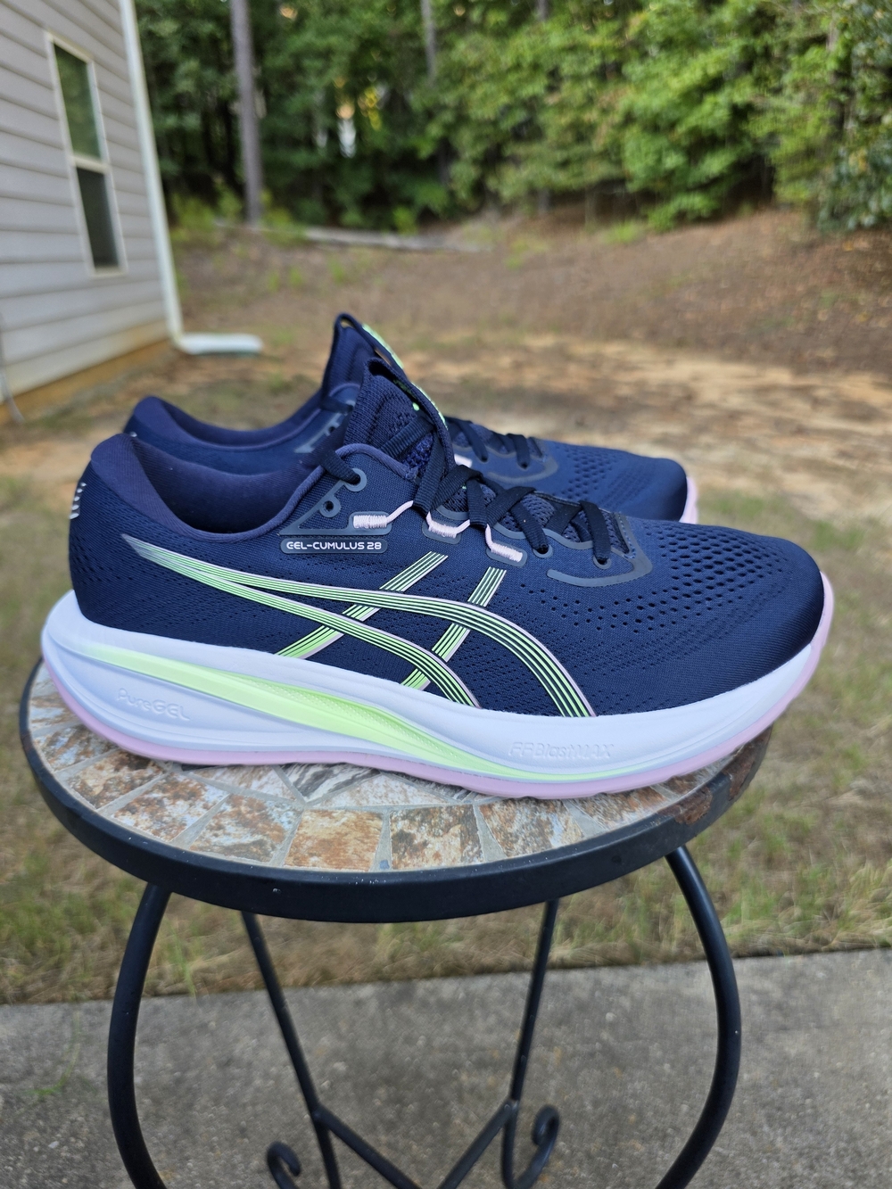 Asics Gel Cumulus 28 1012B916 Midnight Running Shoes Women's Size 11.5 Worn 2x